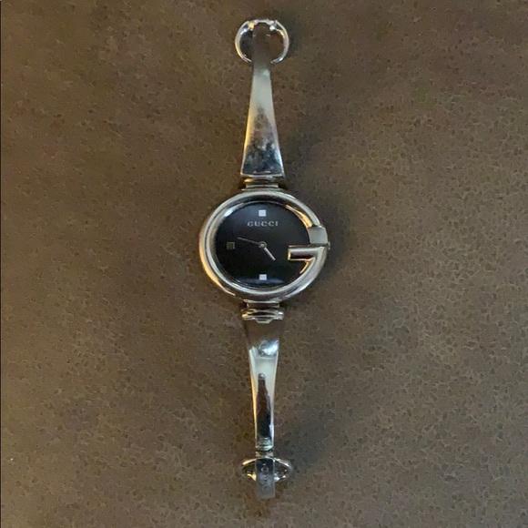Gucci silver blue face watch - Picture 1 of 3